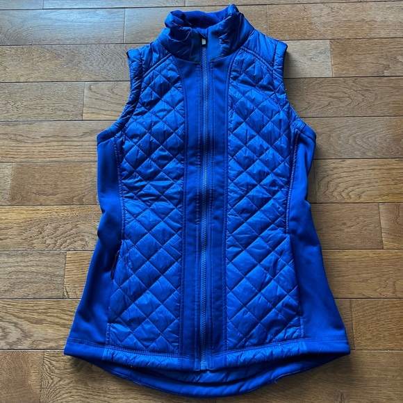 💙ATHLETA REFLECTIVE ROCK SPRINGS QUILTED VEST/JACKET-ROYAL BLUE-XS💙 - Picture 2 of 8